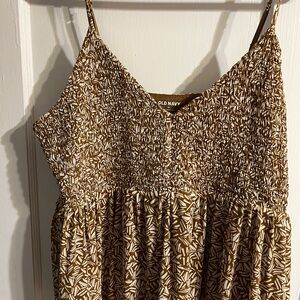 Old Navy Brown and White Textured Top